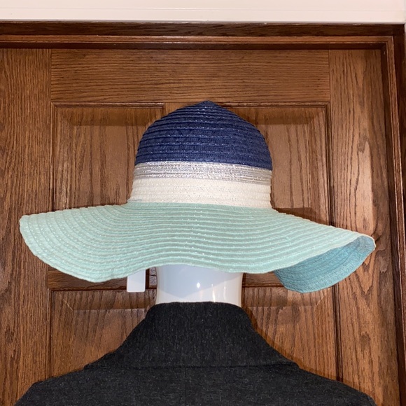 Elsie & Zoey Striped Sun Hat - Picture 3 of 12